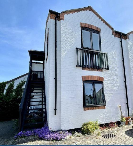 Apartamento Romeo & Juliet'S With Private Parking Stratford-upon-Avon Exterior foto